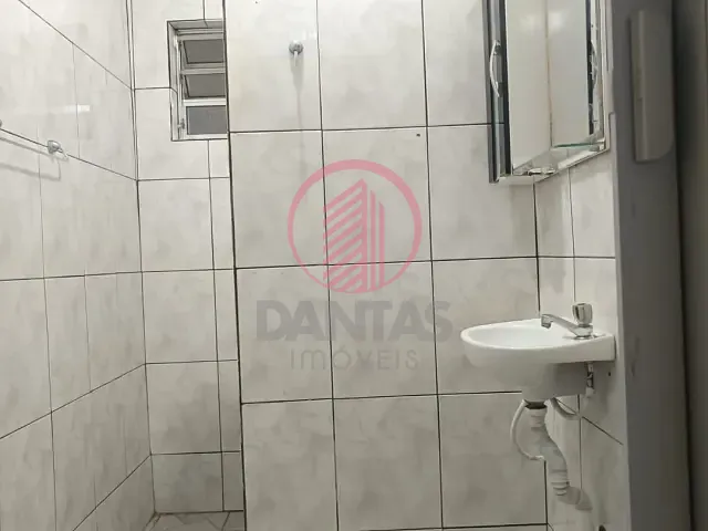 Casa 1 quarto e 1 banheiro, para alugar, no bairro Jardim das Flores em Osasco