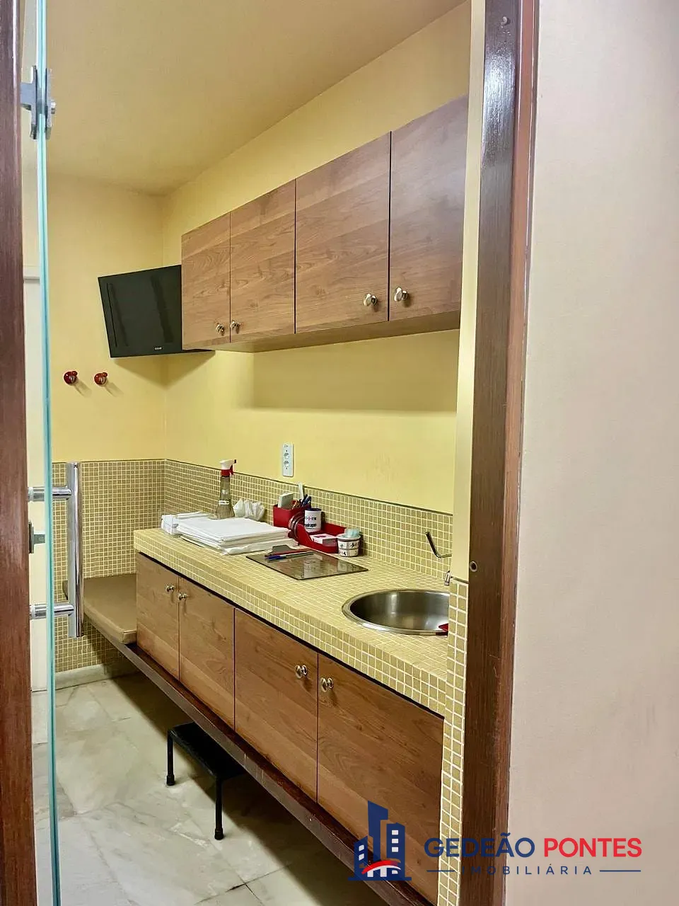 Casa, 1 quarto, 370 m² - Foto 6