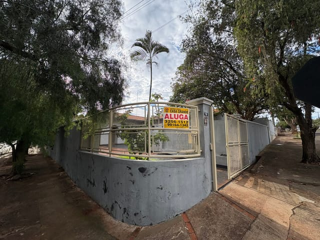 Foto do Casa - Oportunidade de casa para locação no Centro de Rolândia! | Imobiliária Casa Grande - Rolândia