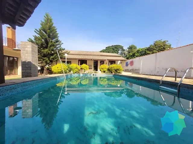 Casa com 1000m² 4 quartos e 2 banheiros, à venda, no bairro Condomínio Zuleika Jabour em Salto