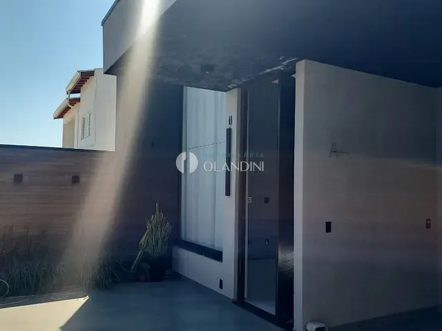 Casa com 200m² 3 quartos e 2 banheiros, à venda, no bairro Vila Nogueira em Artur Nogueira