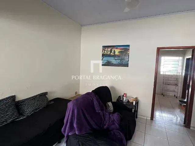 Casa com 210m², à venda, no bairro Centro em Bragança Paulista