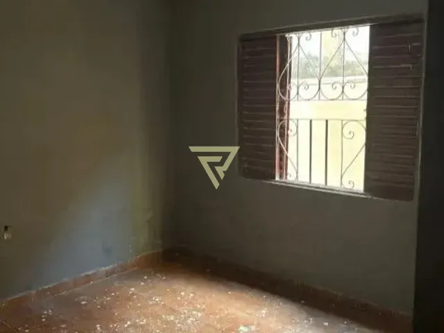 Casa com 150m² 4 quartos e 2 banheiros, à venda, no bairro Ipiranga em Ribeirão Preto