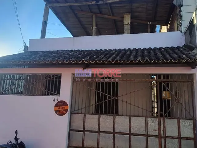 Casa 3 quartos e 1 banheiro, à venda, no bairro Santo Antônio em Itabuna