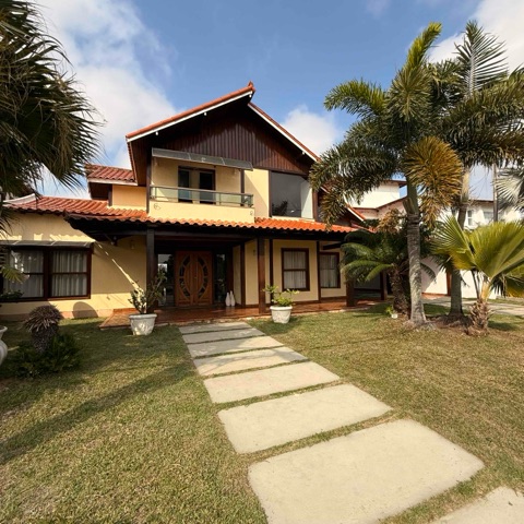 Casa com 960m² 4 quartos e 5 banheiros, à venda, no bairro Portinho em Cabo Frio