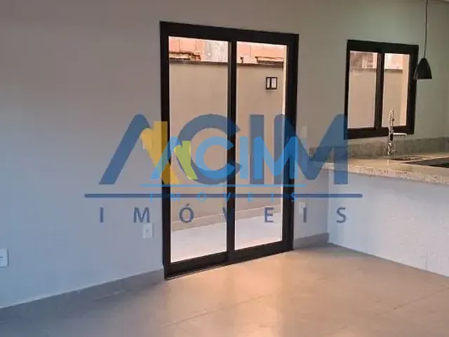 Casa com 150m² 2 quartos e 2 banheiros, à venda, no bairro Jardim Roseira de Cima em Jaguariúna