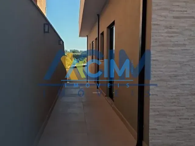 Casa com 150m² 2 quartos e 2 banheiros, à venda, no bairro Jardim Roseira de Cima em Jaguariúna