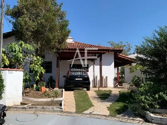 Casa com 160m² 2 quartos e 2 banheiros, à venda, no bairro Areão em Taubaté
