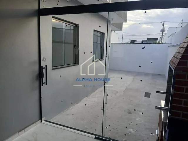 Casa 3 quartos e 1 banheiro, à venda, no bairro Santa Clara em Pindamonhangaba