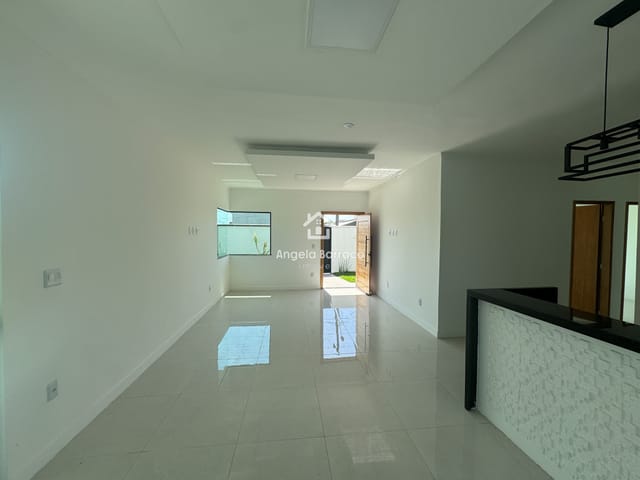 Casa 3 quartos e 3 banheiros, à venda, no bairro Jardim Atlântico Leste (Itaipuaçu) em Maricá