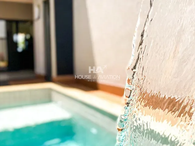 Casa com 360m² 4 quartos e 5 banheiros, à venda, no bairro Terras Alpha Residencial 1 em Senador Canedo
