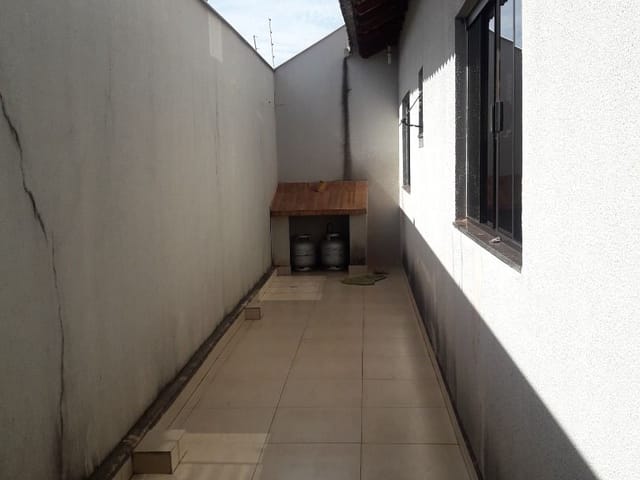 Casa com 125m² 3 quartos e 1 banheiro, à venda, no bairro Chácara Manella em Cambé