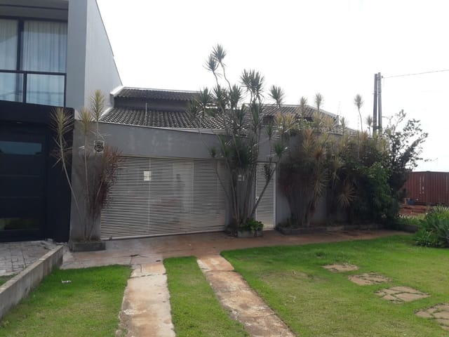 Casa com 125m² 3 quartos e 1 banheiro, à venda, no bairro Chácara Manella em Cambé