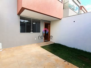 Foto do Casa-Casa geminada individual, com 03 Quartos / Suíte / 02 Vagas de garagem / Disponível para venda no bairro Itapoã / Belo Horizonte- MG