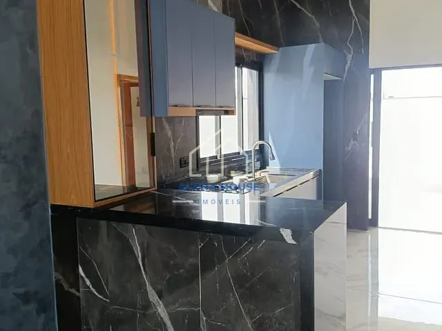 Casa 3 quartos e 3 banheiros, à venda, no bairro Bosque da Imperatriz em Pindamonhangaba