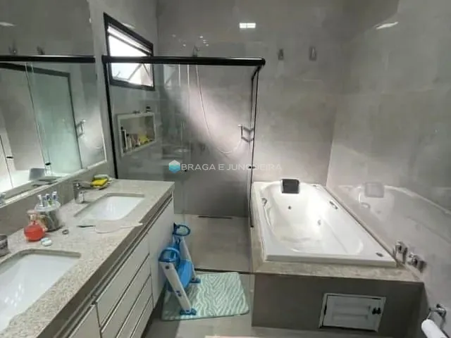 Casa com 484m² 3 quartos e 5 banheiros, à venda, no bairro Vila Toninho em São José do Rio Preto