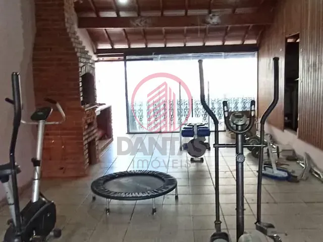 Casa com 125m² 4 quartos e 4 banheiros, à venda, no bairro Santa Maria em Osasco