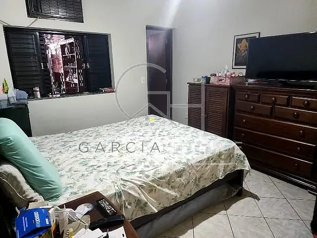 Casa com 280m² 3 quartos e 2 banheiros, à venda, no bairro Vila Amélia em Ribeirão Preto