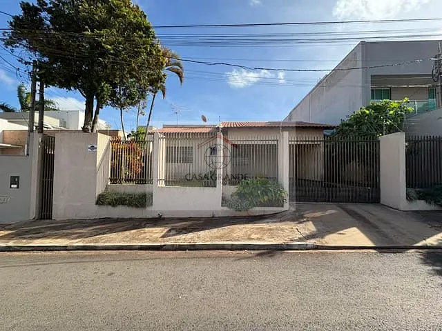 Casa com 450m² 3 quartos e 3 banheiros, à venda, no bairro Jardim Alto da Boa Vista em Rolândia