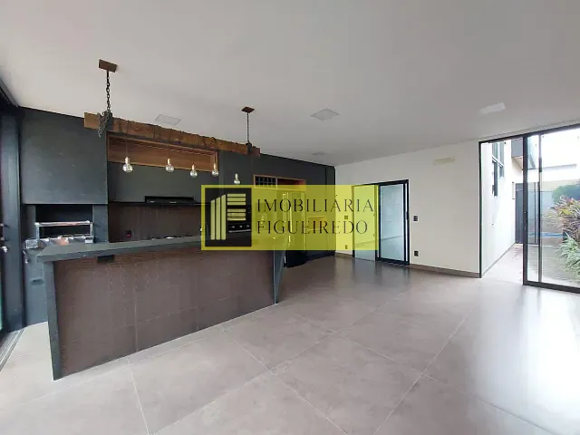 Casa com 360m² 3 quartos e 4 banheiros, à venda, no bairro Quinta do Lago em São José do Rio Preto
