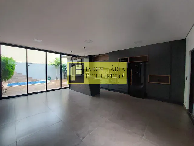 Casa com 360m² 3 quartos e 4 banheiros, à venda, no bairro Quinta do Lago em São José do Rio Preto