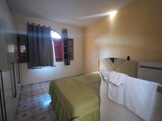Casa 2 quartos e 1 banheiro, à venda, no bairro Iracema em Cataguases