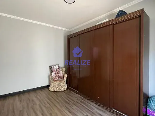 Casa com 450m² 3 quartos e 5 banheiros, à venda, no bairro Jardim Cristina em Botucatu