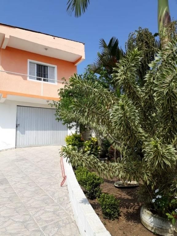 Casa com 480m² 3 quartos e 3 banheiros, à venda, no bairro Chácaras Guanabara em Mogi das Cruzes