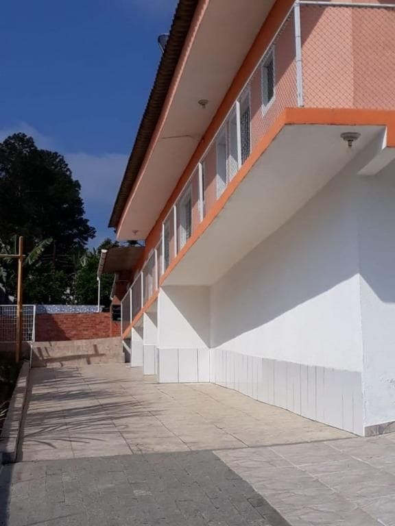 Casa com 480m² 3 quartos e 3 banheiros, à venda, no bairro Chácaras Guanabara em Mogi das Cruzes
