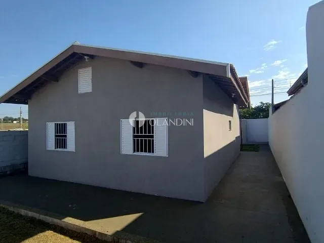 Casa com 272m² 2 quartos e 2 banheiros, à venda, no bairro Residencial dos Imigrantes	 em Holambra
