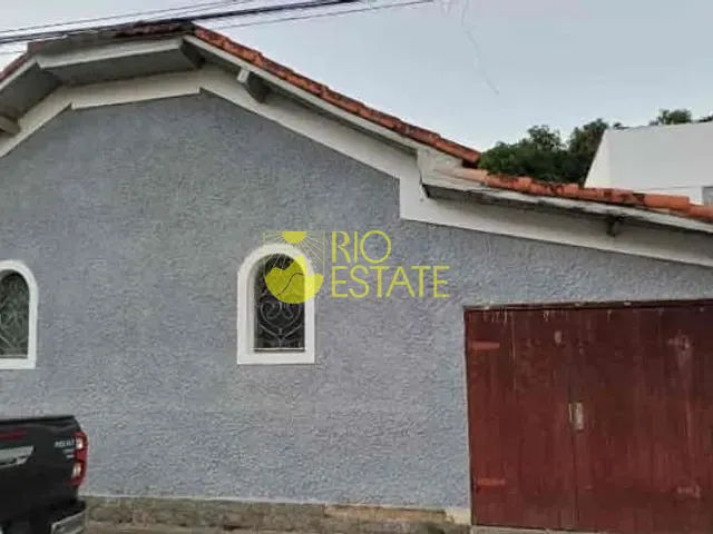 Casa 4 quartos e 2 banheiros, à venda, no bairro Engenheiro Passos  em Resende