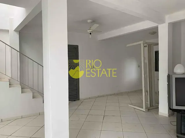 Casa 4 quartos e 2 banheiros, à venda, no bairro Engenheiro Passos  em Resende