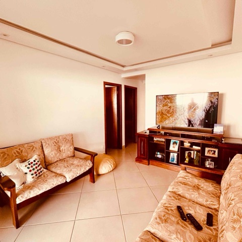 Casa com 220m² 4 quartos e 3 banheiros, à venda, no bairro Peró em Cabo Frio