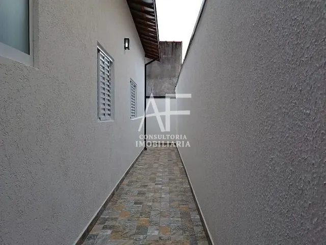 Casa com 125m², à venda, no bairro Residencial Estoril em Taubaté
