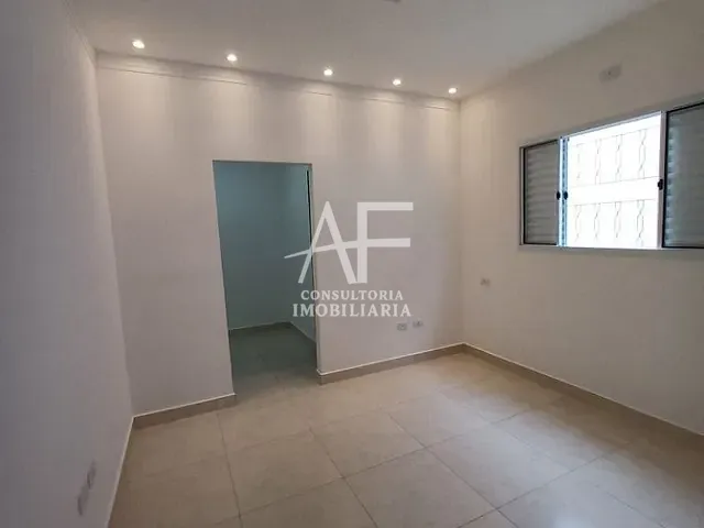 Casa com 125m², à venda, no bairro Residencial Estoril em Taubaté