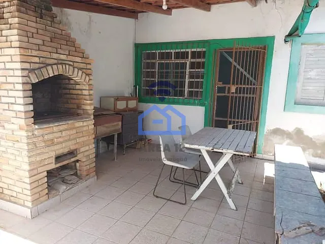 Casa com 288m² 2 quartos e 2 banheiros, à venda, no bairro Praia das Palmeiras em Caraguatatuba
