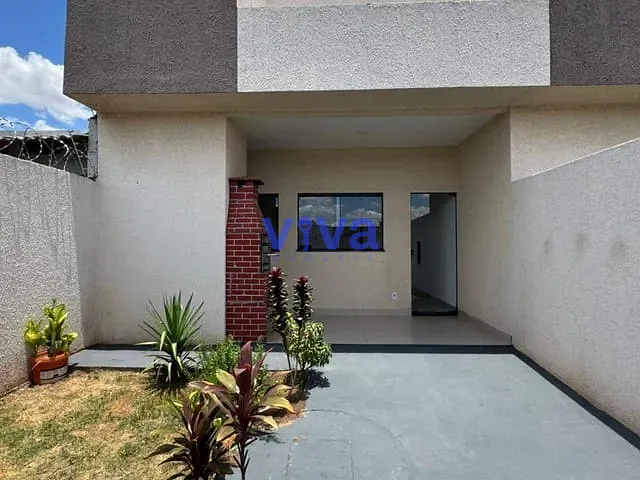 Casa 2 quartos e 2 banheiros, à venda, no bairro Santa Fé em Goiânia