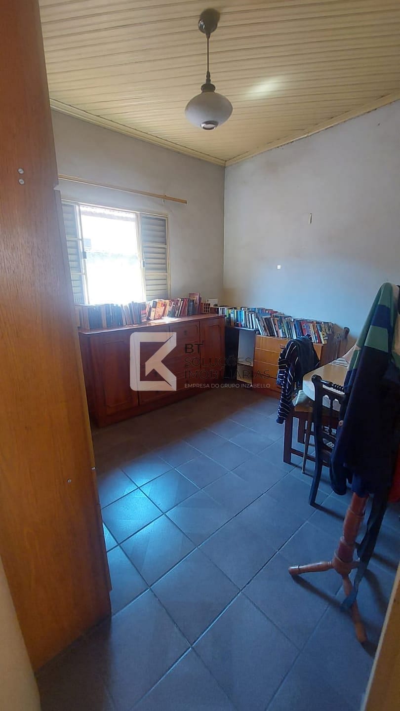 Casa à venda com 4 quartos, 222m² - Foto 18
