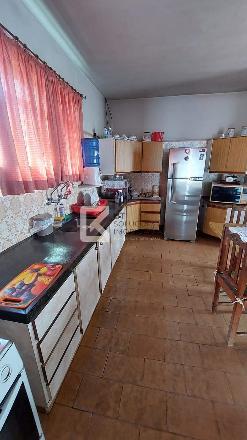 Casa à venda com 4 quartos, 222m² - Foto 10