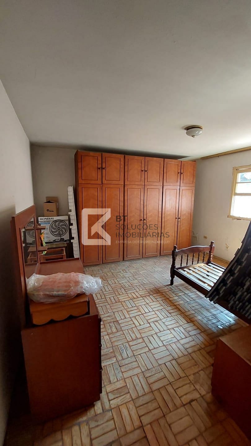 Casa à venda com 4 quartos, 222m² - Foto 13