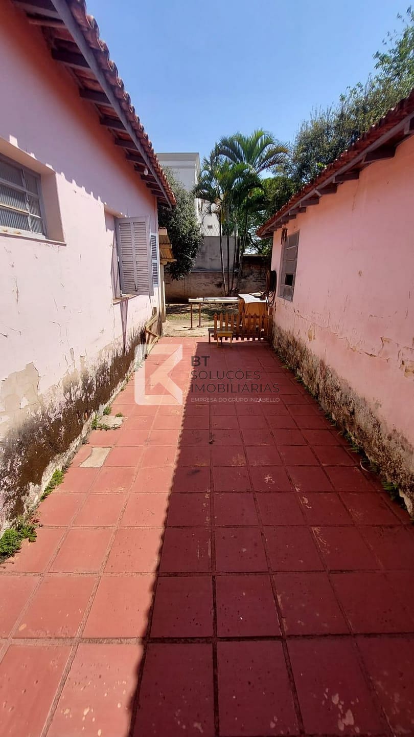 Casa à venda com 4 quartos, 222m² - Foto 9