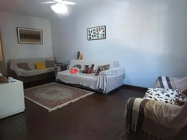 Casa com 310m² 3 quartos e 1 banheiro, à venda, no bairro Centro em São Caetano do Sul