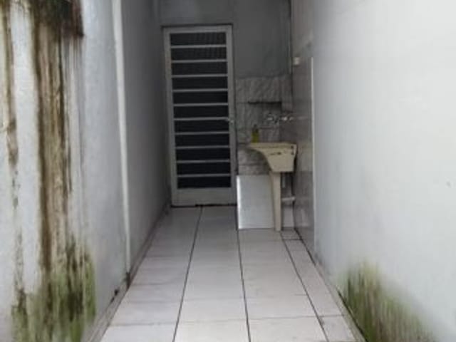 Casa com 200m², à venda, no bairro Parque São Francisco em Guaratinguetá