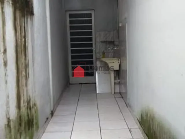 Casa com 200m², à venda, no bairro Parque São Francisco em Guaratinguetá