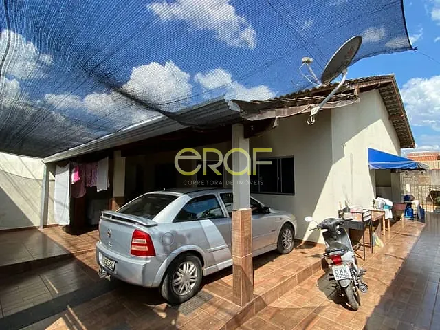 Casa com 250m² 3 quartos e 2 banheiros, à venda, no bairro Residencial Santa Rosa em Formosa