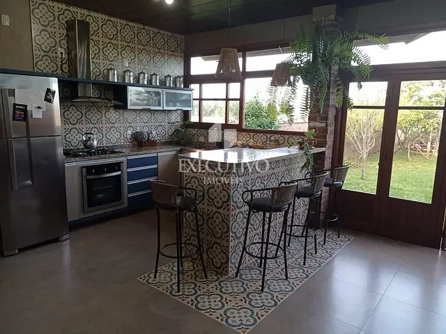 Casa 3 quartos e 2 banheiros, à venda, no bairro Bairro Medianeira em Arroio do Meio