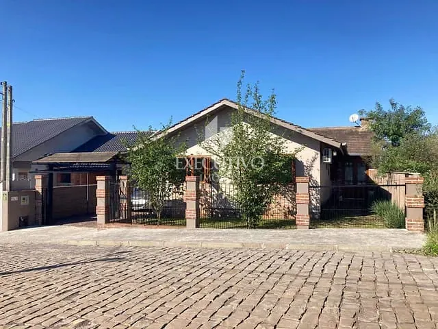 Casa 3 quartos e 2 banheiros, à venda, no bairro Bairro Medianeira em Arroio do Meio