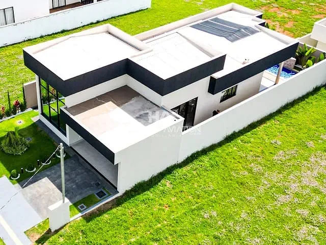 Casa com 360m² 4 quartos e 5 banheiros, à venda, no bairro Terras Alpha Residencial 1 em Senador Canedo