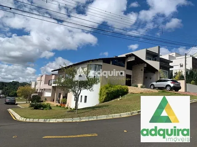 Casa com 390m² 3 quartos e 4 banheiros, à venda, no bairro Oficinas em Ponta Grossa
