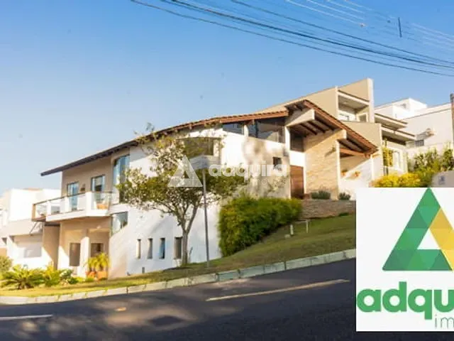 Casa com 390m² 3 quartos e 4 banheiros, à venda, no bairro Oficinas em Ponta Grossa